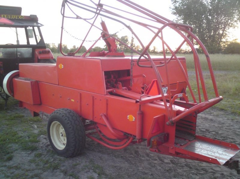 prasa kostka SIPMA Z-224/1 1998R DRABINKA JAK NOWA — zdjęcie 3