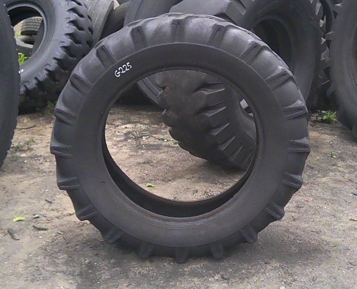 (G255) Opona 12.4/11-28 Stomil AN-3