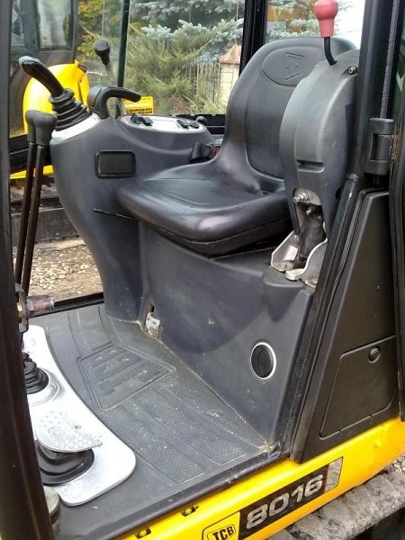 JCB 8016 2005 rok 1,5t *** mini koparka używana — zdjęcie 5