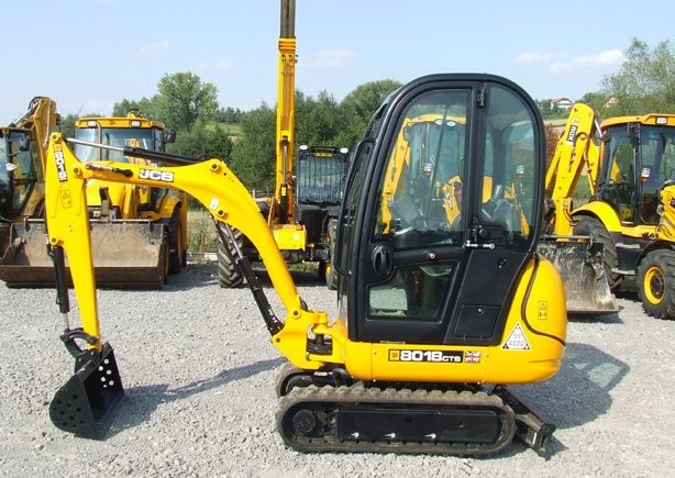 nowa JCB 8018 minikoparka.