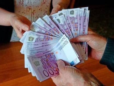 Offer of  betwee