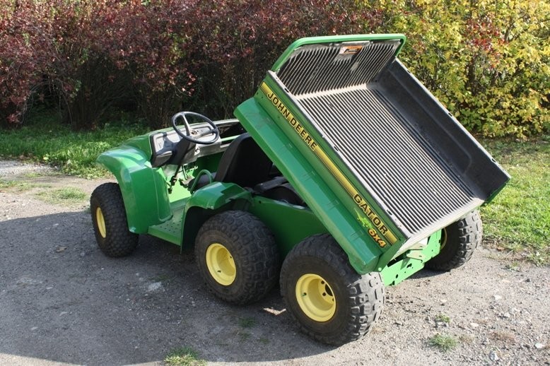 John Deere Gator 6x4 — zdjęcie 3