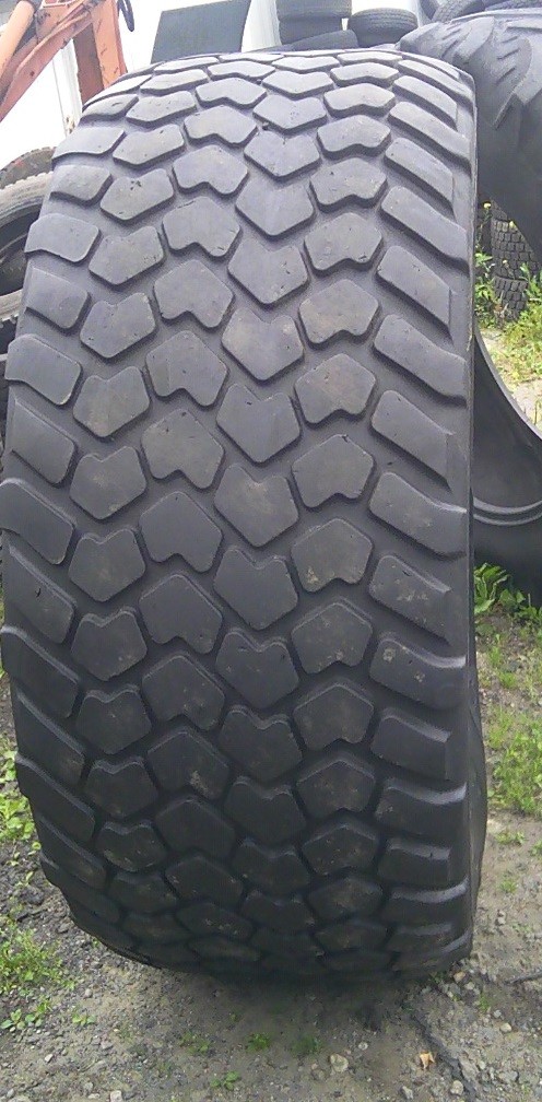 (G264) Opona 650/65 R30,5 Michelin CargoXBIB — zdjęcie 1