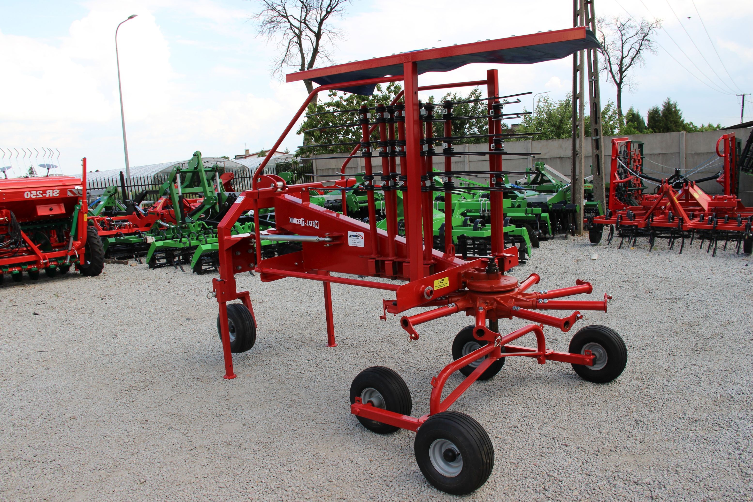 Zgrabiarka zgrabiarki karuzelowa tandem METAL TECHNIK NOWA — zdjęcie 5