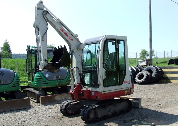 Mini koparka Takeuchi TB125