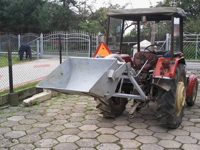 ŁYŻKA + WISŁY Obornika Uniwersalna Ładowarka — zdjęcie 1