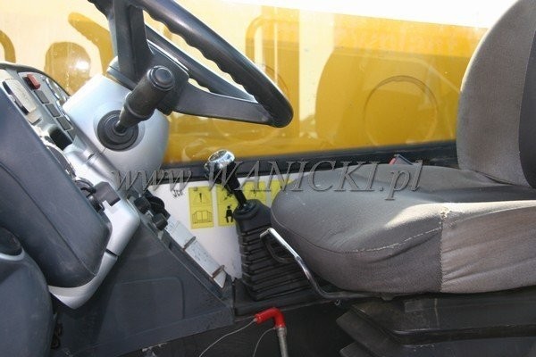 JCB 530-70 z 2004 roku — zdjęcie 6