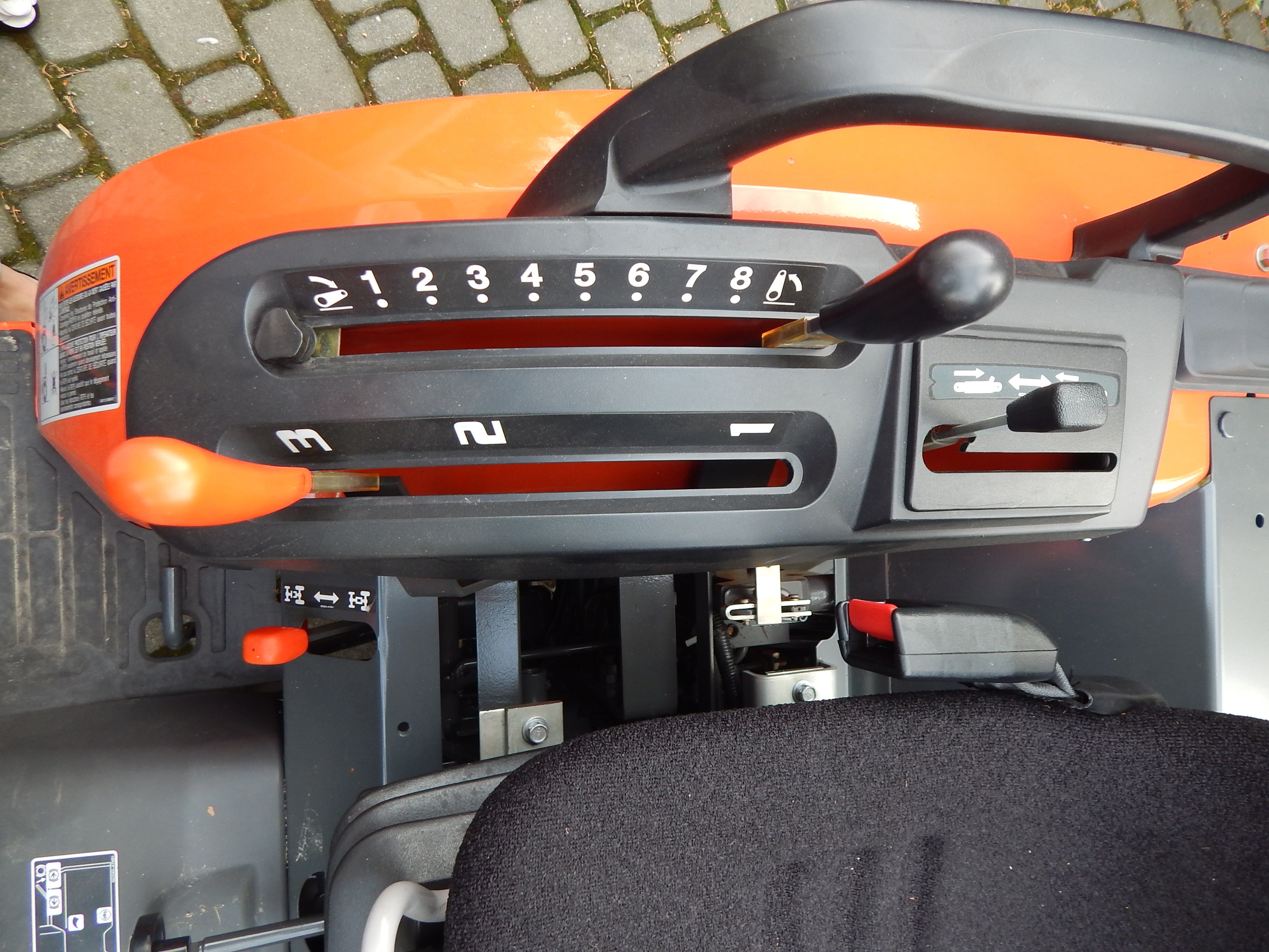 Kubota B2230 NOWY Ciągnik — zdjęcie 6