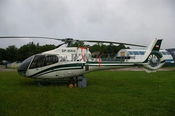 helikopter Eurocopter EC 130 B4 z 2005 roku — zdjęcie 4