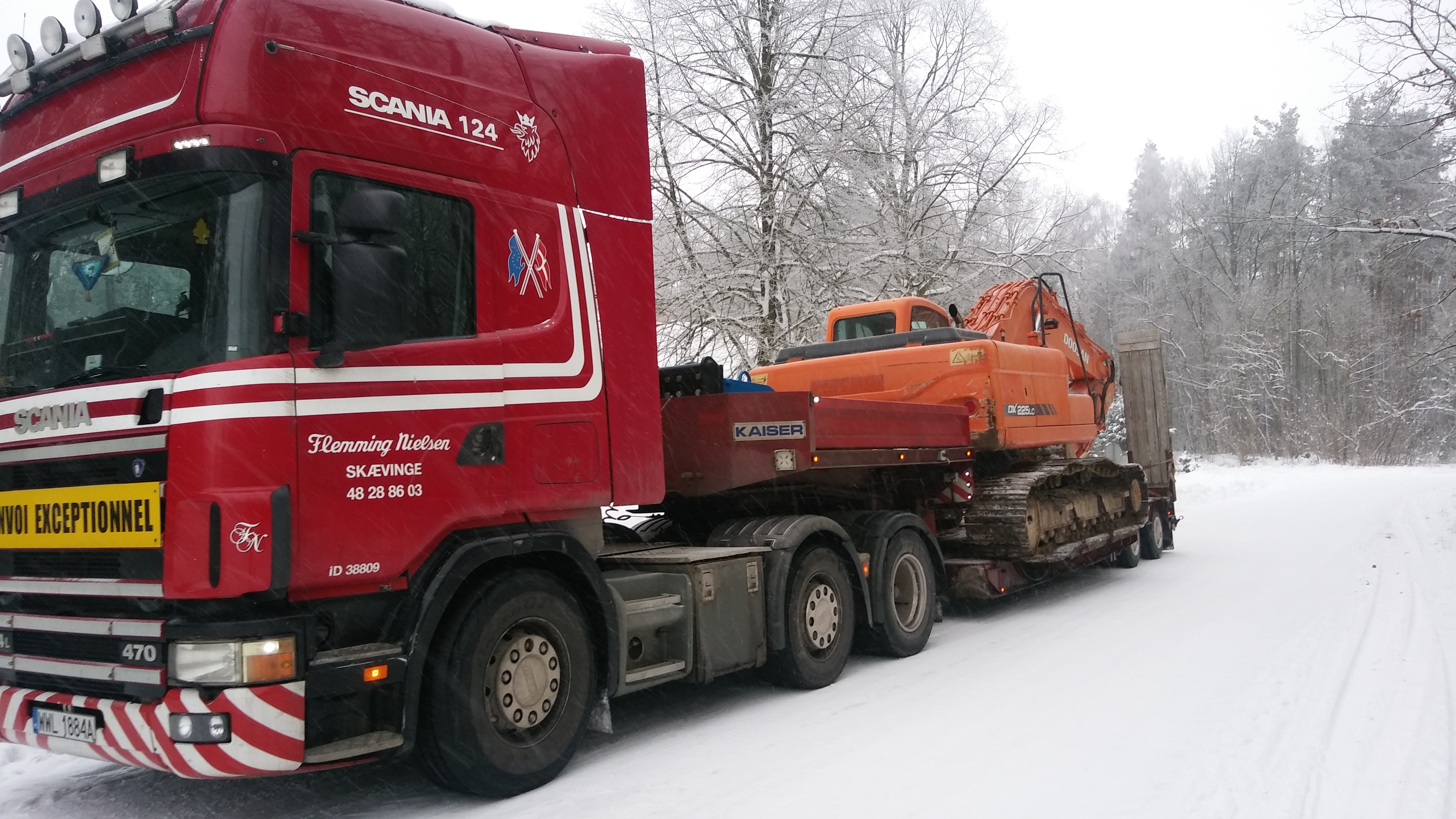 Transport koparek ładowarek maszyn  JCB KOMATSU DOOSAN — zdjęcie 3