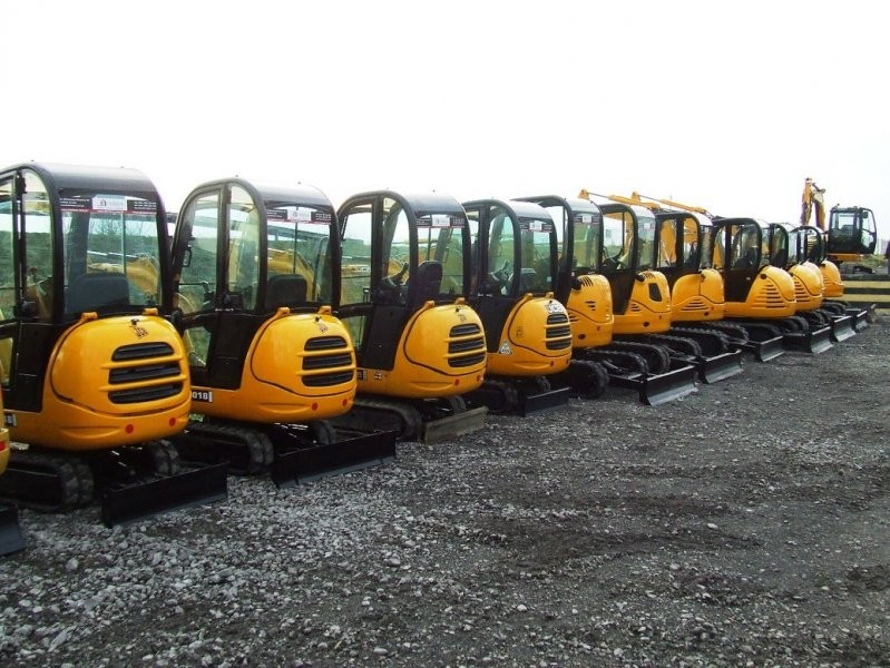 Minikoparki JCB - SPRZEDAŻ wybór — zdjęcie 3