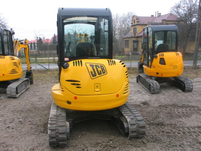 JCB 8030 ZTS z 2008 roku — zdjęcie 3