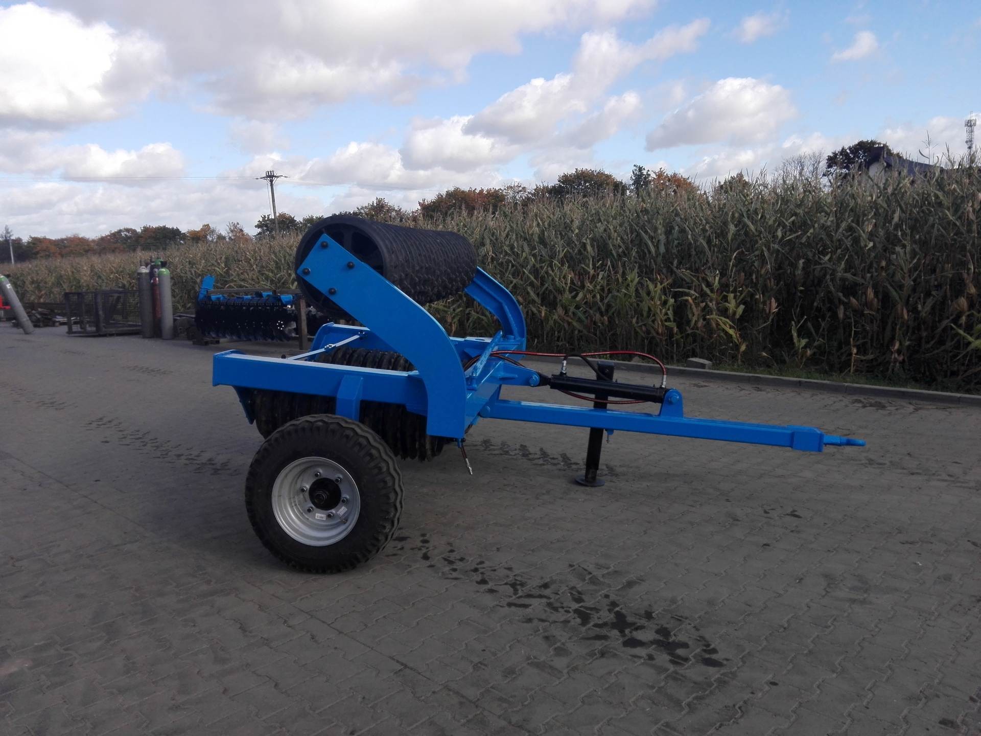 Wał posiewny fi 600, szerokośc robocza 6,2m (AGRO Chłopecki) — zdjęcie 3