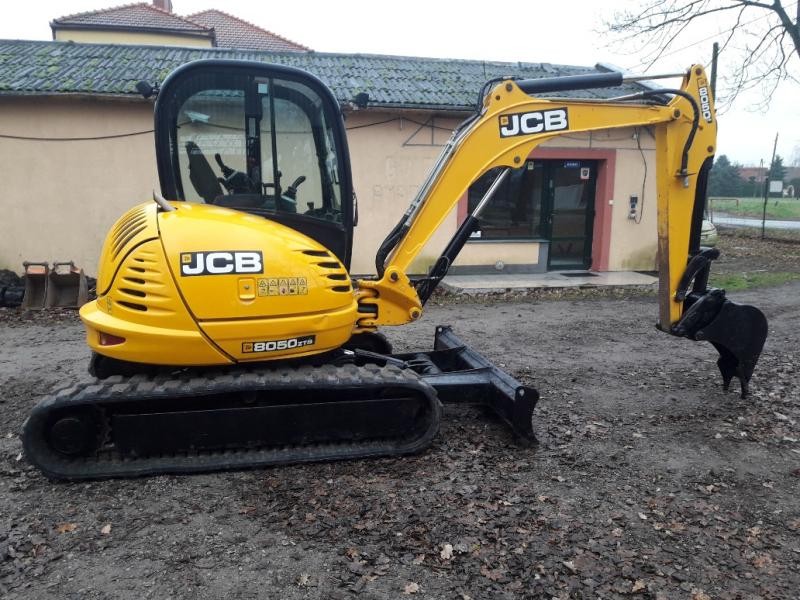 JCB 8050 ZTS z 2012 roku - midi koparka gąsienicowa — zdjęcie 2