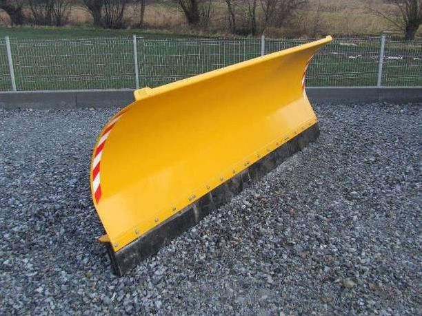 Nowy pług do koparko-ładowarki JCB 3CX/4CX — zdjęcie 2