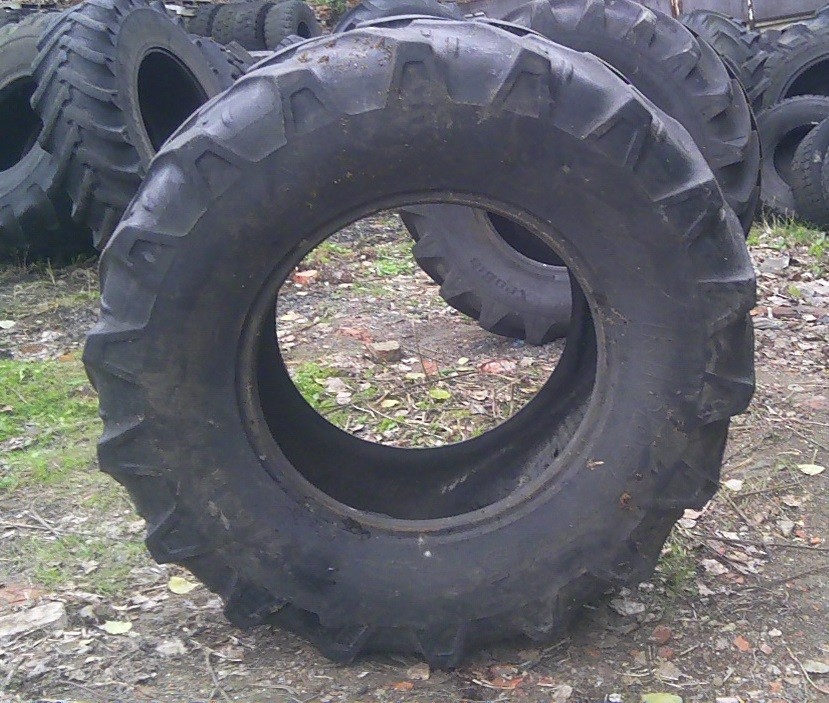 (G608) Opona 600/65 R288 Kleber Super 15 — zdjęcie 2