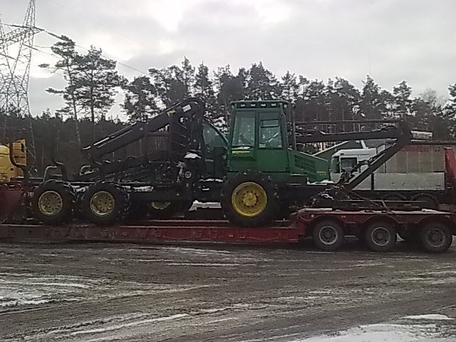 Transport harwester timberjack valtra — zdjęcie 3