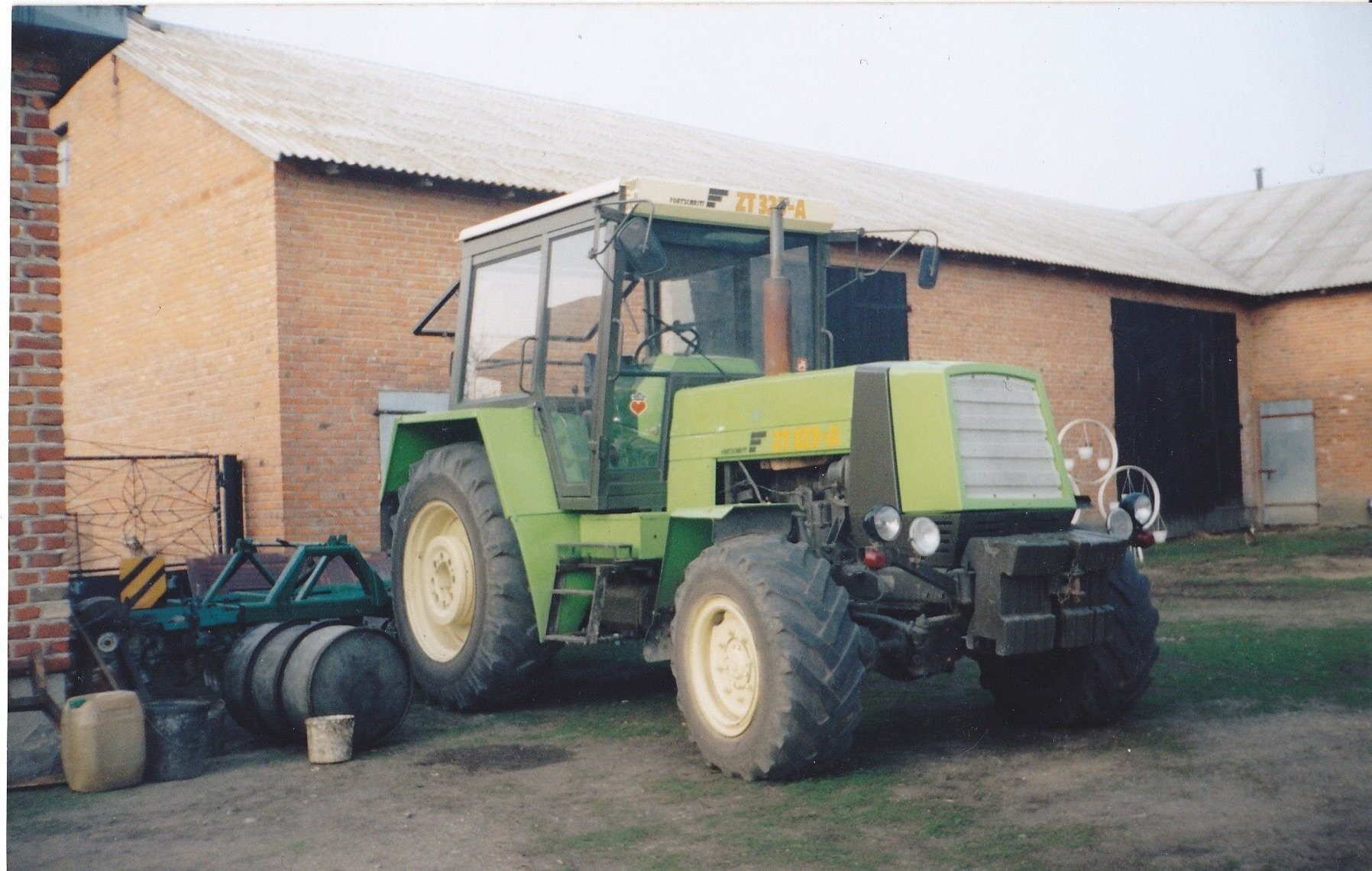 Fortschritt ZT323A - 1990