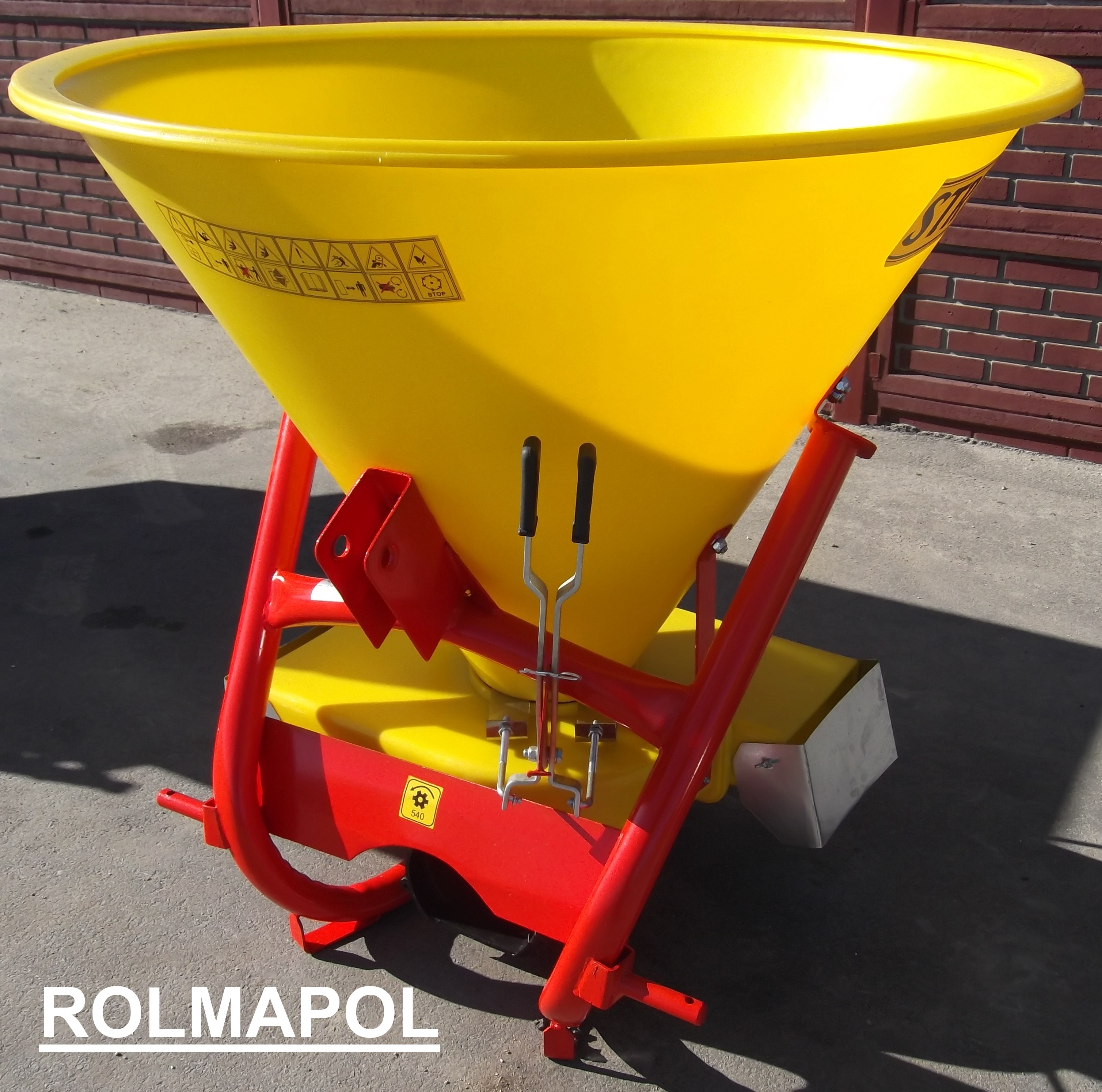 Rozsiewacz do nawozu / sadowniczy / hydrauliczne otw ROLMAPOL, STRUMYK — zdjęcie 1