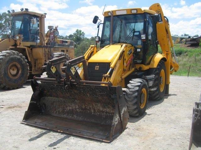 Traktor JCB 3CX — zdjęcie 1