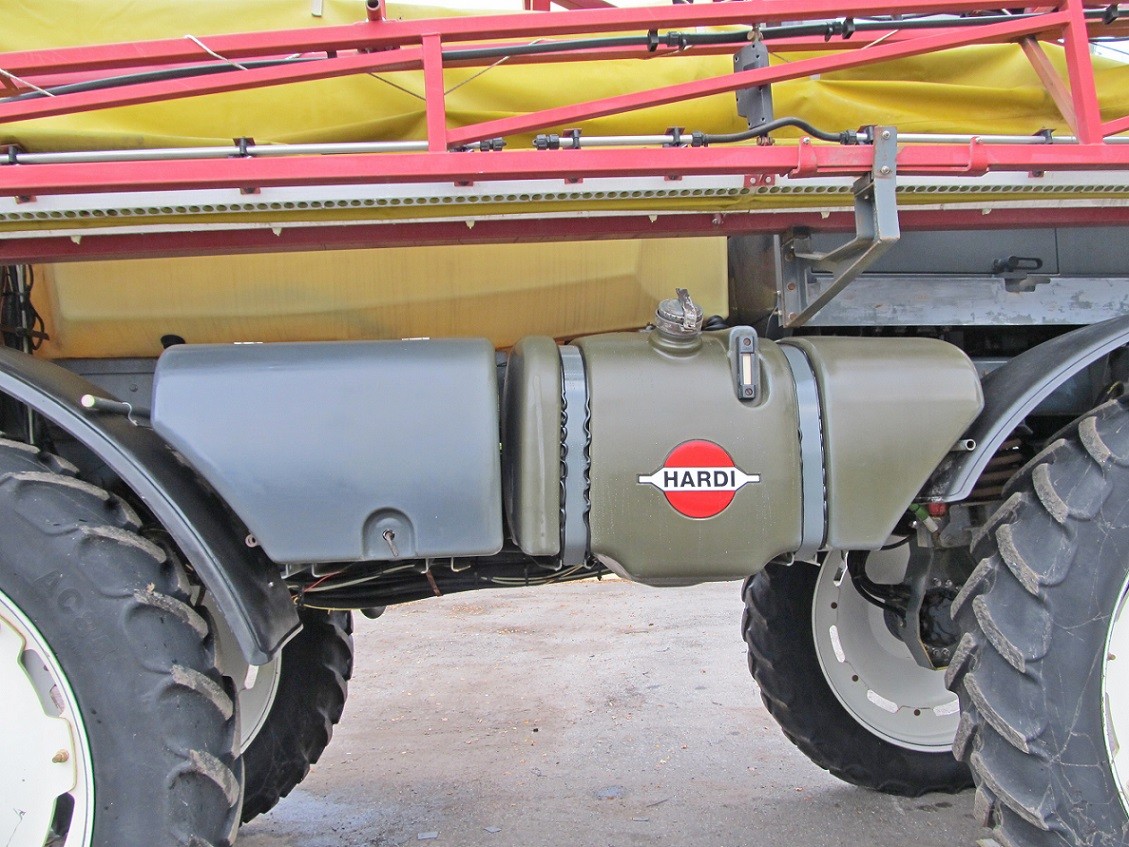 OPRYSKIWACZ HARDI 4100 TWIN FORCE - 40 KM/H - 27 M - 2006 ROK — zdjęcie 5
