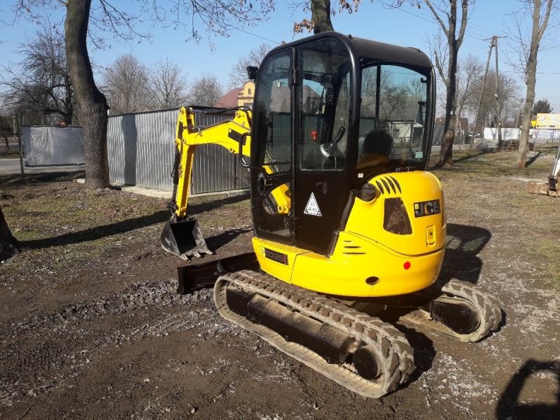 JCB 8025 zts z 2012 roku - sprzedam mini koparkę — zdjęcie 2