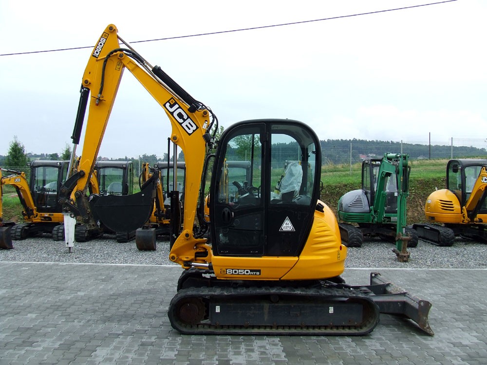 Minikoparka JCB 8050 RTS — zdjęcie 1