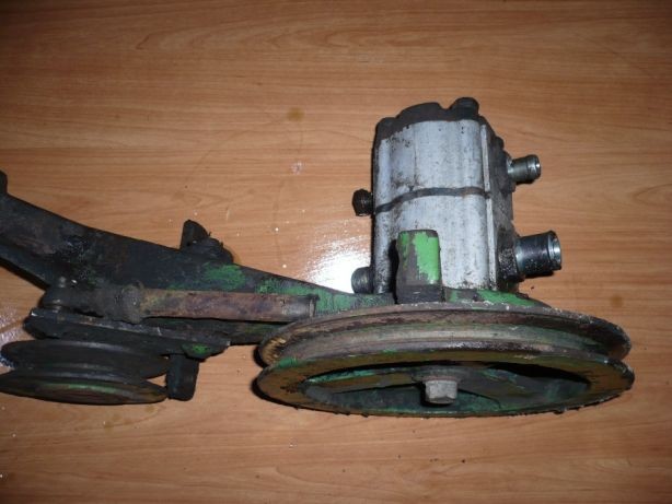 Pompa hydrauliczna John Deere 1065,1075,1174,1177,1188