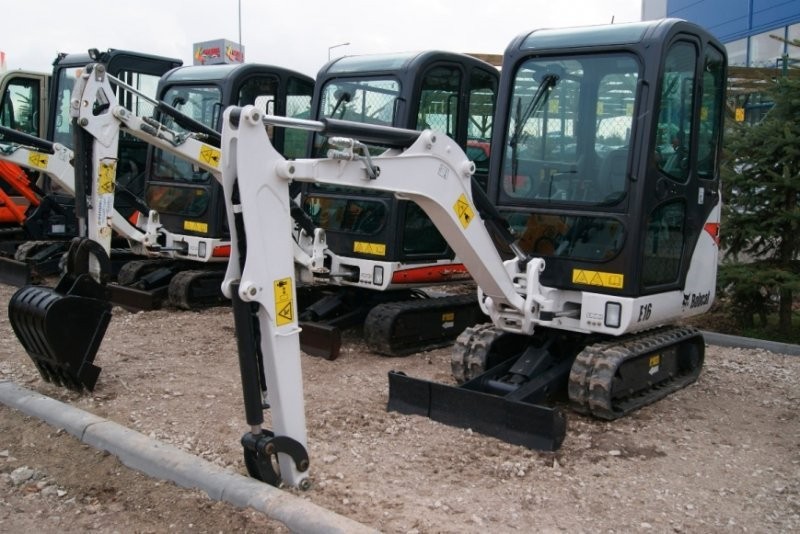 BOBCAT E16 LONG NOWA 14KM MINI KOPARKA LEASING GWR — zdjęcie 1