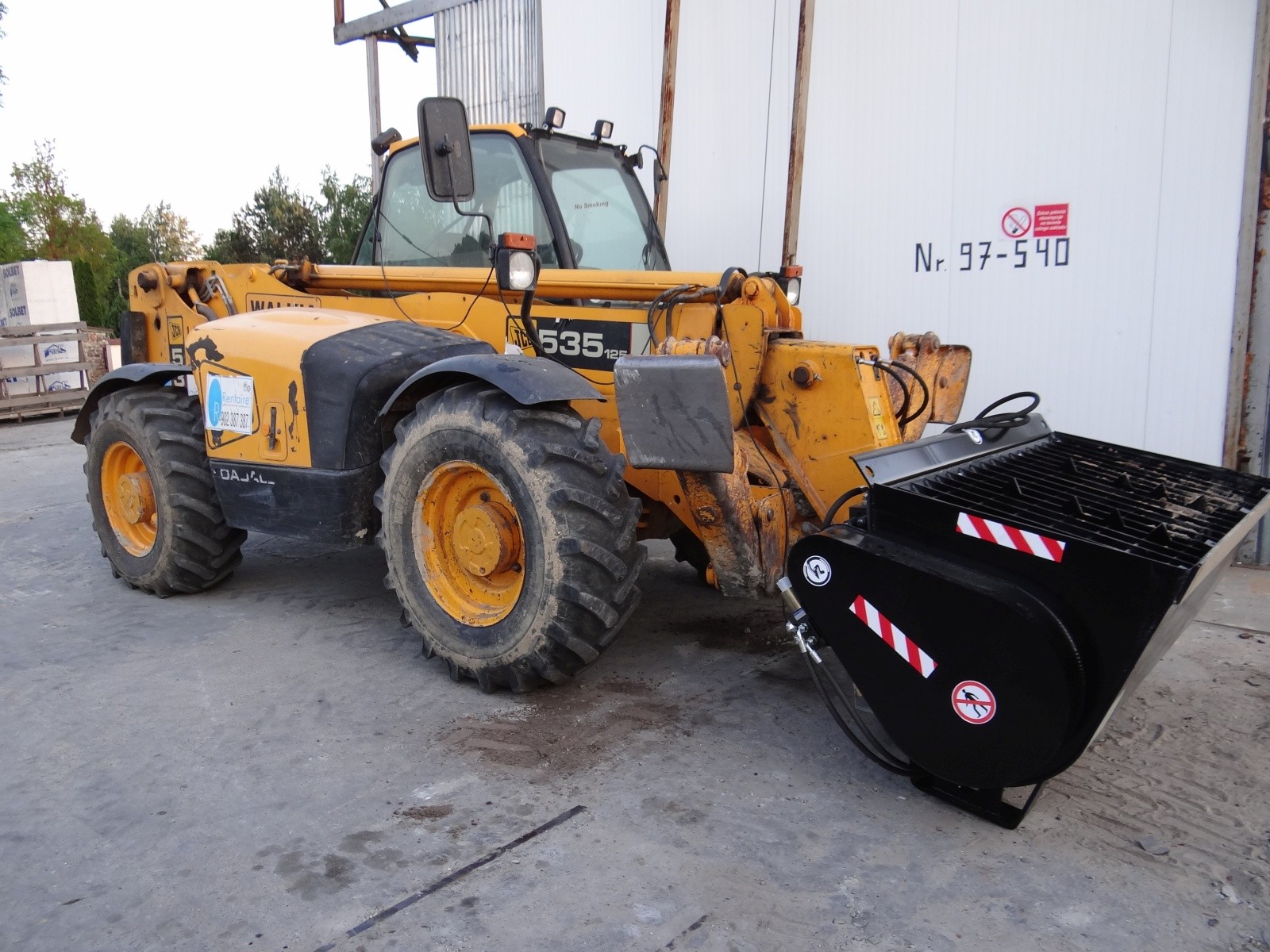 Mieszalnik ( łyżka ) do betonu do ładowarki teleskopowej Manitou, JCB — zdjęcie 1