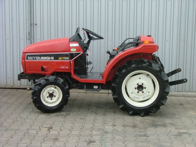 Mini Traktorek Mitsubishi MT165, 16KM, 4x4 — zdjęcie 2