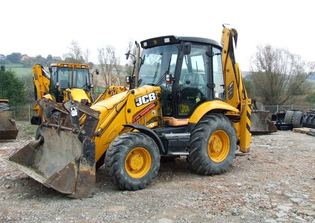 koparko ładowarka JCB 3CX Contractor z roku 2004., — zdjęcie 1