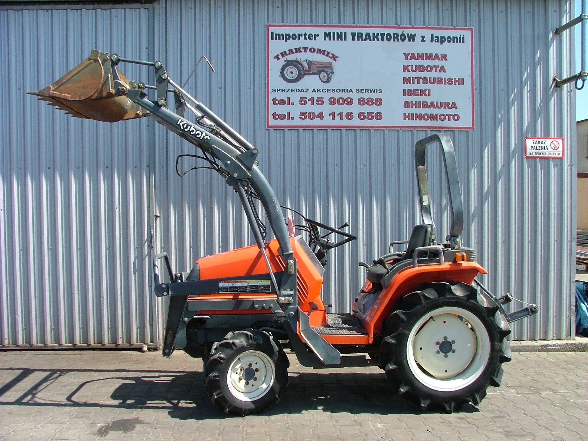 Kubota ASTE A-175 z oryginalnym ładowaczem - 2004 — zdjęcie 5