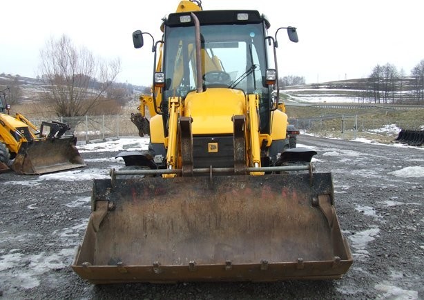 JCB 3CX Contractor EC z roku 2006. — zdjęcie 2