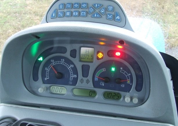 New Holland T7040 autocommand, rok 2009- 180KM — zdjęcie 6