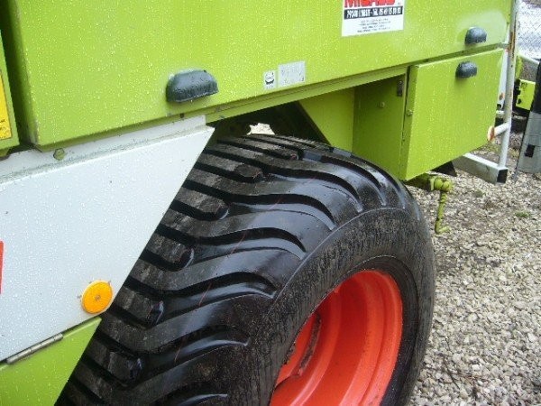 Claas Quadrant 1200 — zdjęcie 4