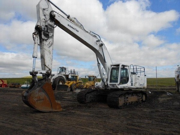 2003 Komatsu PC600LC