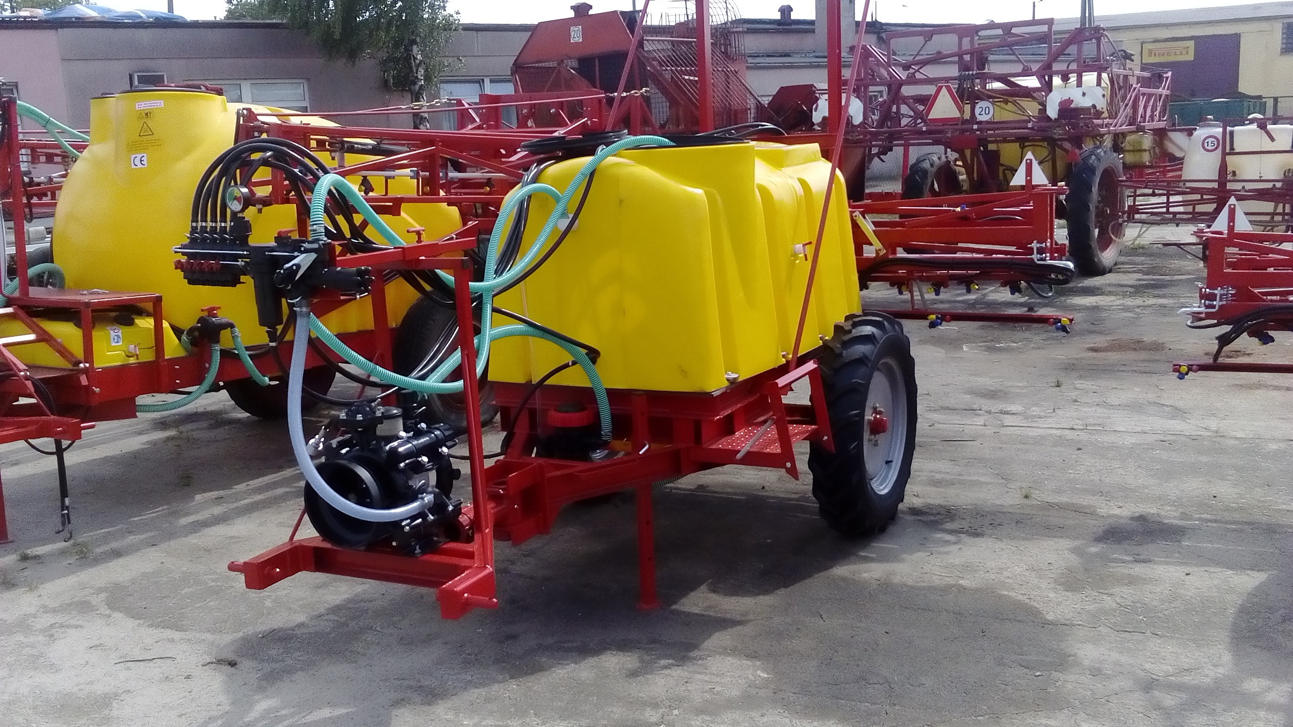 opryskiwacze producent,wszystkie pojemności,hydraulicznie rozkładane — zdjęcie 3