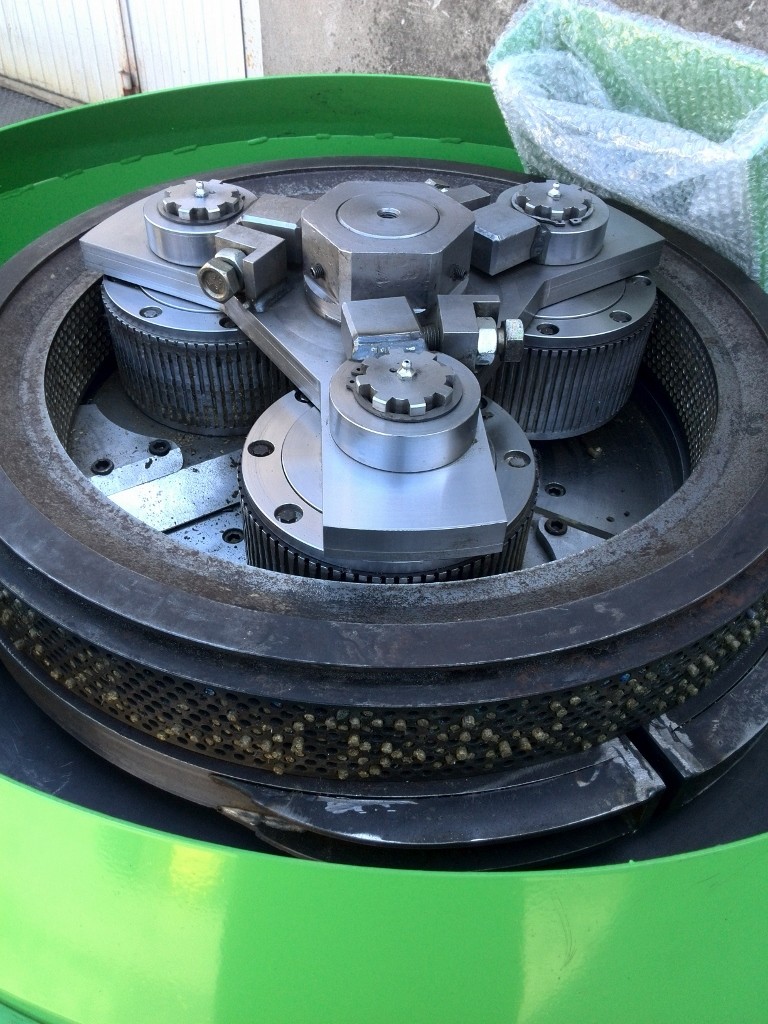 Granulator peleciarka HP1000 — zdjęcie 2