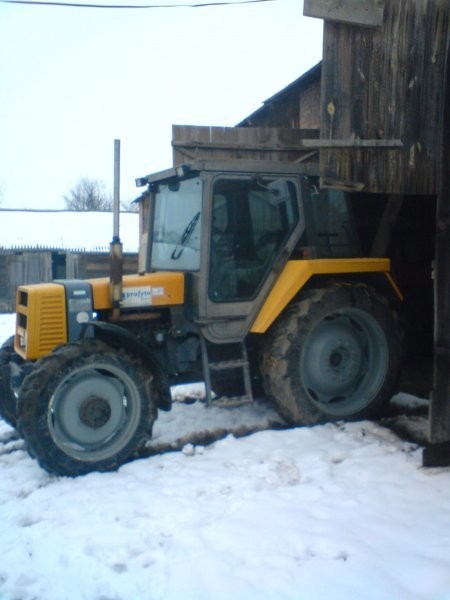 Sprzedam Renault 6814 — zdjęcie 2