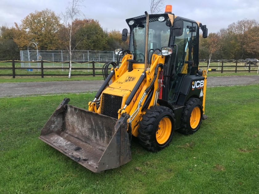 Koparko-ładowarka JCB 1cCcX — zdjęcie 2