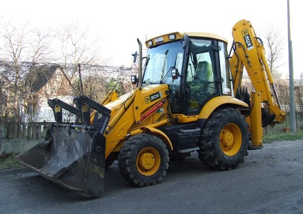Koparko ładowarka JCB 3CX Sitemaster z roku 2003 — zdjęcie 1
