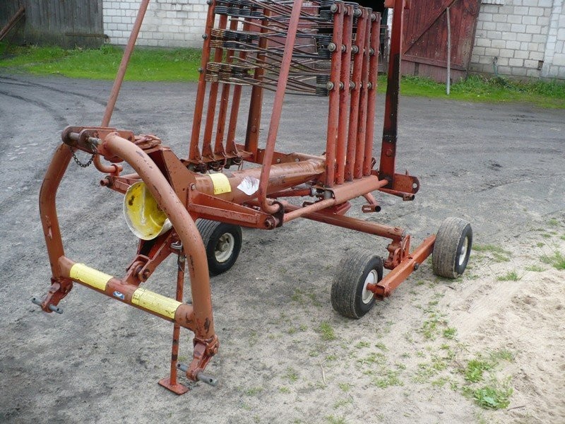Zgrabiarka KUHN, tandem — zdjęcie 2