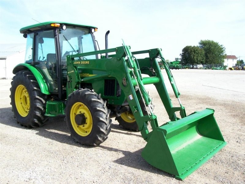 2004 John Deere 5520 Ladowarka Przednia — zdjęcie 1