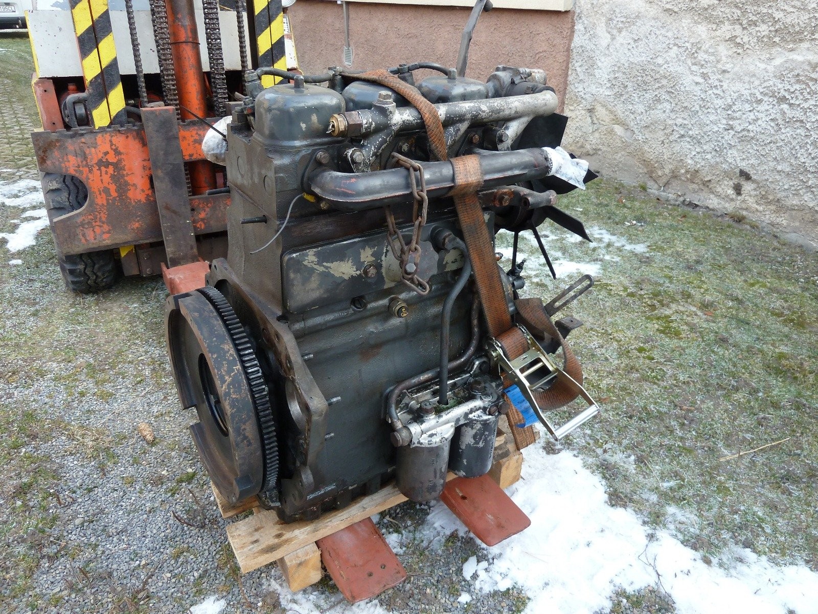 Zetor 5201 - Motor — zdjęcie 1