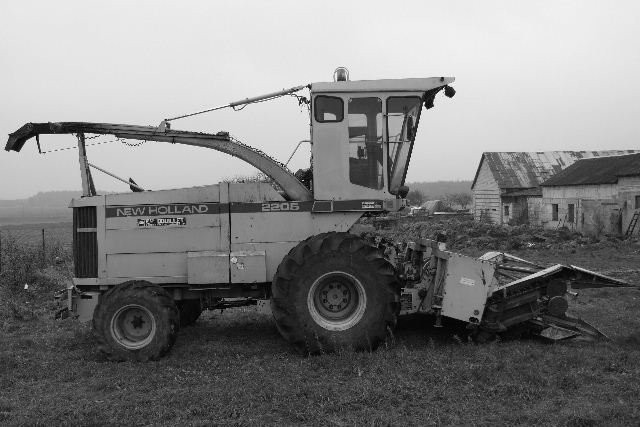 Sieczkarnia samojezdna New Holland do KUKURYDZY — zdjęcie 3