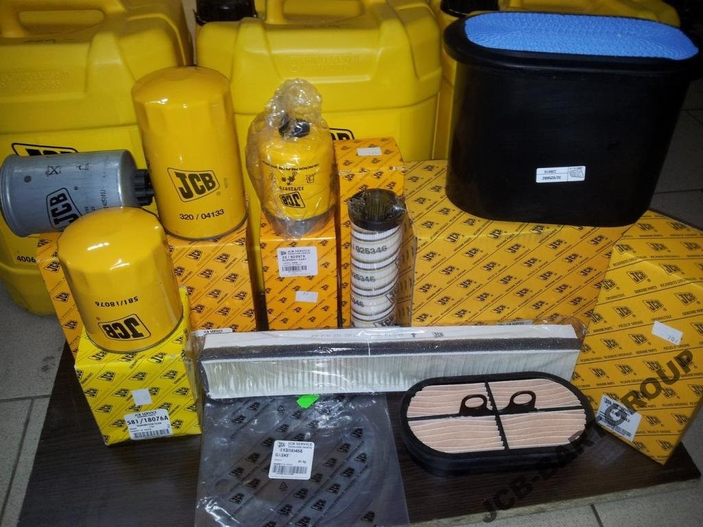 CZĘŚCI ZAMIENNE JCB - FILTRY, OLEJE, SMARY, OPONY, — zdjęcie 1