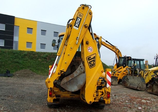 koparko ładowarka JCB 3CX Super z roku 2007 — zdjęcie 1