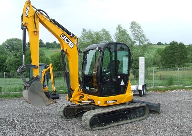 Mini koparka JCB 8050 ZTS zroku 2011 — zdjęcie 2