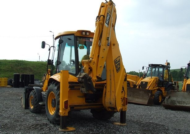 Koparko ładowarka JCB 3CX z roku 2007 /1365 MTH — zdjęcie 1